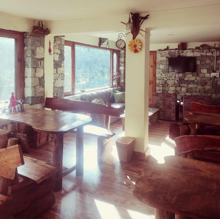 Banjār Tirthan Anglers' Retreat מראה חיצוני תמונה